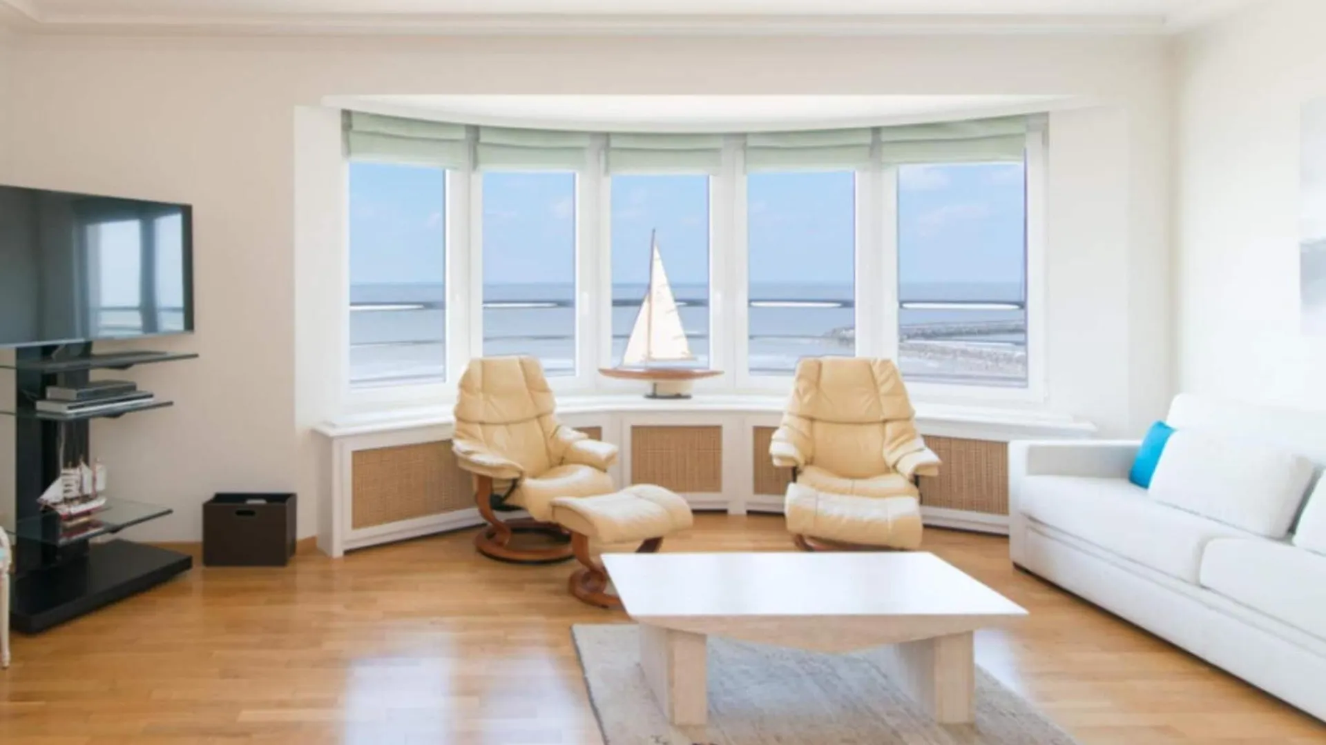 Great Apartment With View Ostend